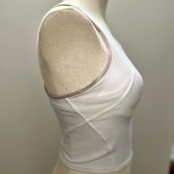NWOT lululemon Align Tank Cropped - Picture 4 of 9